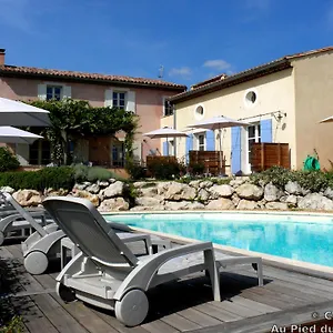 https://au-pied-du-ventoux.fr-provencehotel.com